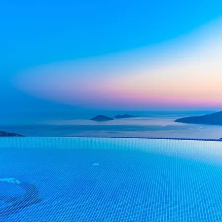 빌라 Lovely In Kalkan With A Big Swimming Pool *