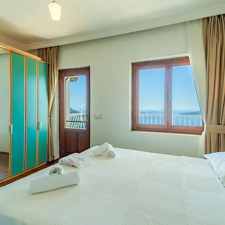 빌라 Lovely In Kalkan With A Big Swimming Pool *