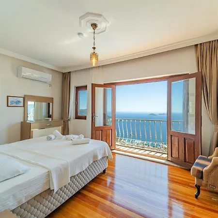 וילה Lovely In Kalkan With A Big Swimming Pool *